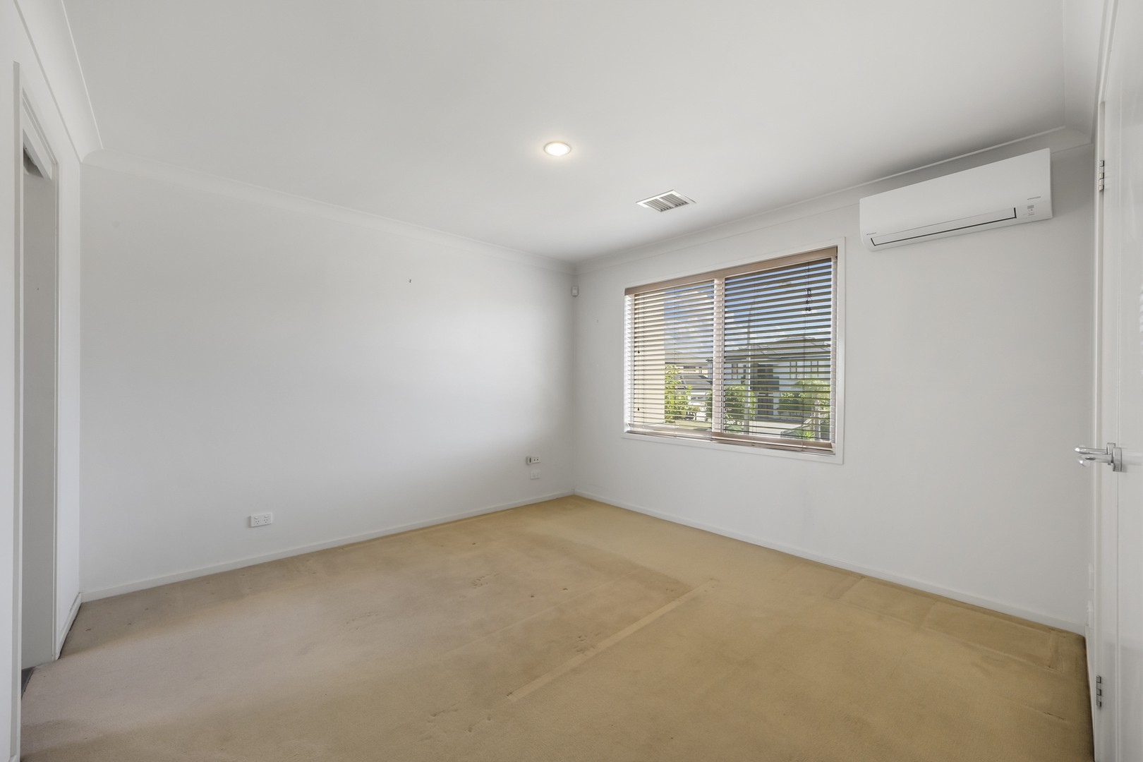 27 Wentworth Drive, Taylors Lakes, VIC 3038, Taylors Lakes - Thumbnail 8
