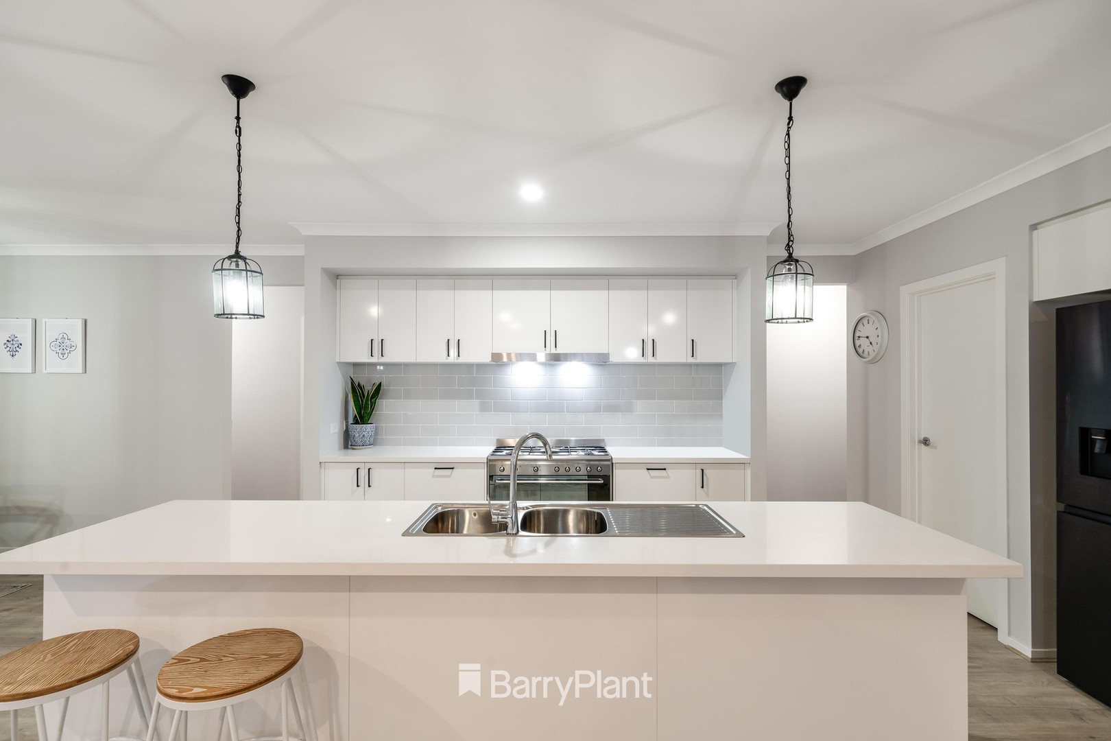 27 Woolondoon Drive, Highton, VIC 3216, Highton - Thumbnail 5