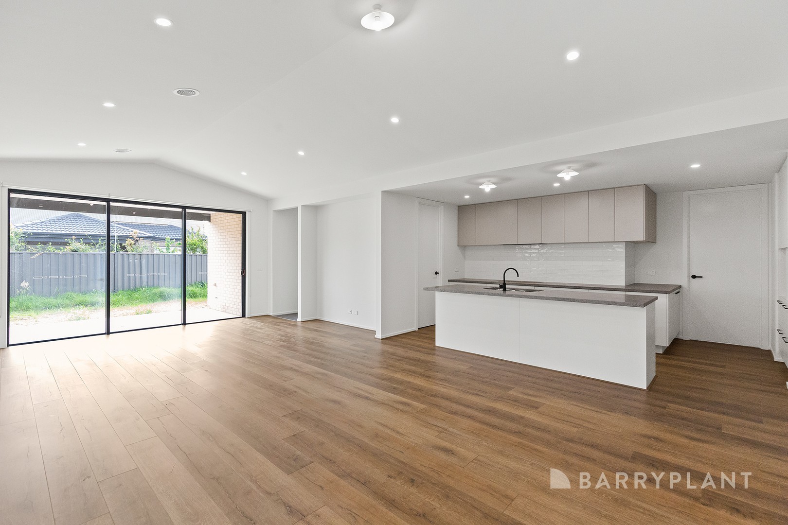 270 Soldiers Road, Berwick, VIC 3806, Berwick - Thumbnail 2