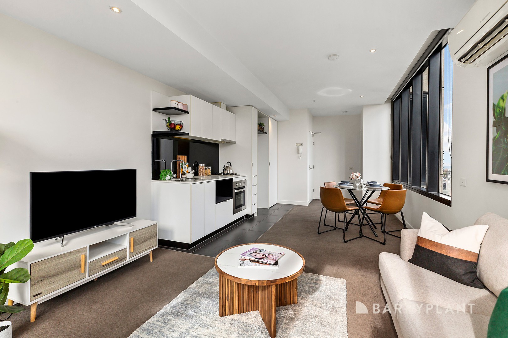 2701/7 Katherine Place, Melbourne, VIC 3000 - Thumbnail 2 - 07/04/2025