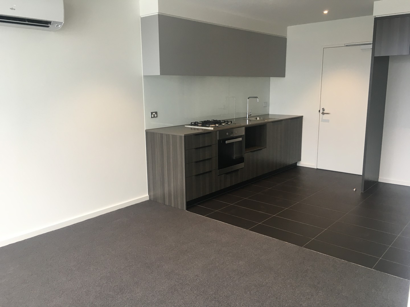 2703E/888 Collins Street, Docklands, VIC 3008, Docklands - Thumbnail 4