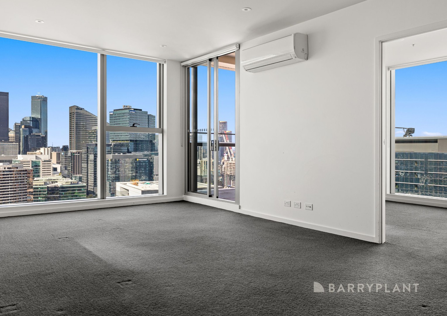 2705E/888 Collins Street, Docklands, VIC 3008 - Thumbnail 2 - 13/05/2025