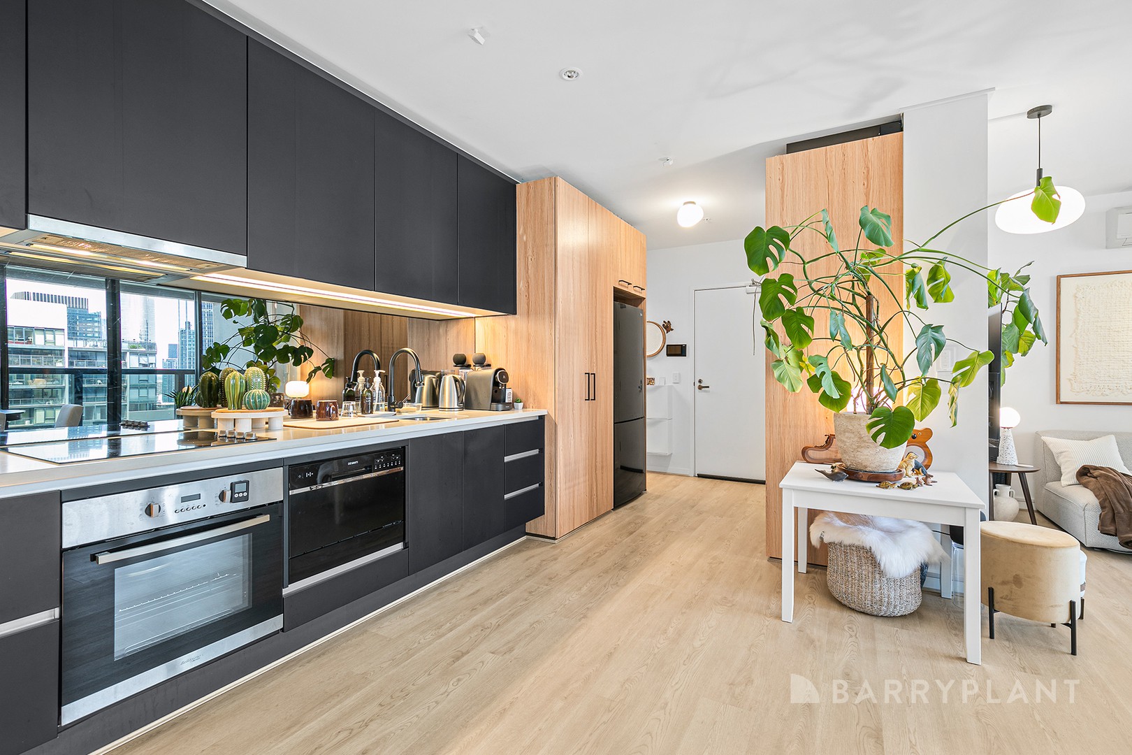 2706/639 Lonsdale Street, Melbourne, VIC 3000 - Thumbnail 2 - 08/01/2024