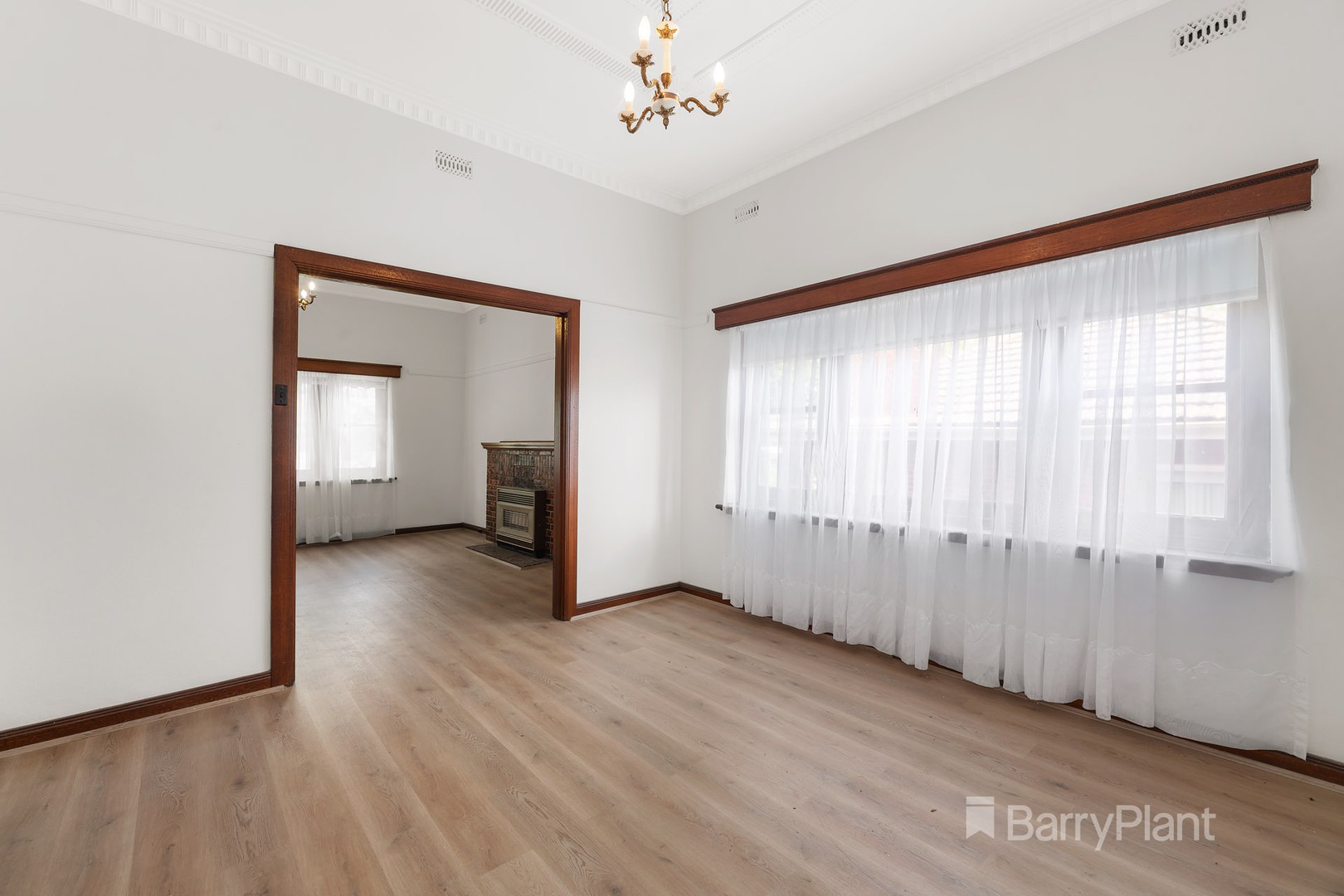 271 Elgar Road, Surrey Hills, VIC 3127, Surrey Hills - Thumbnail 3