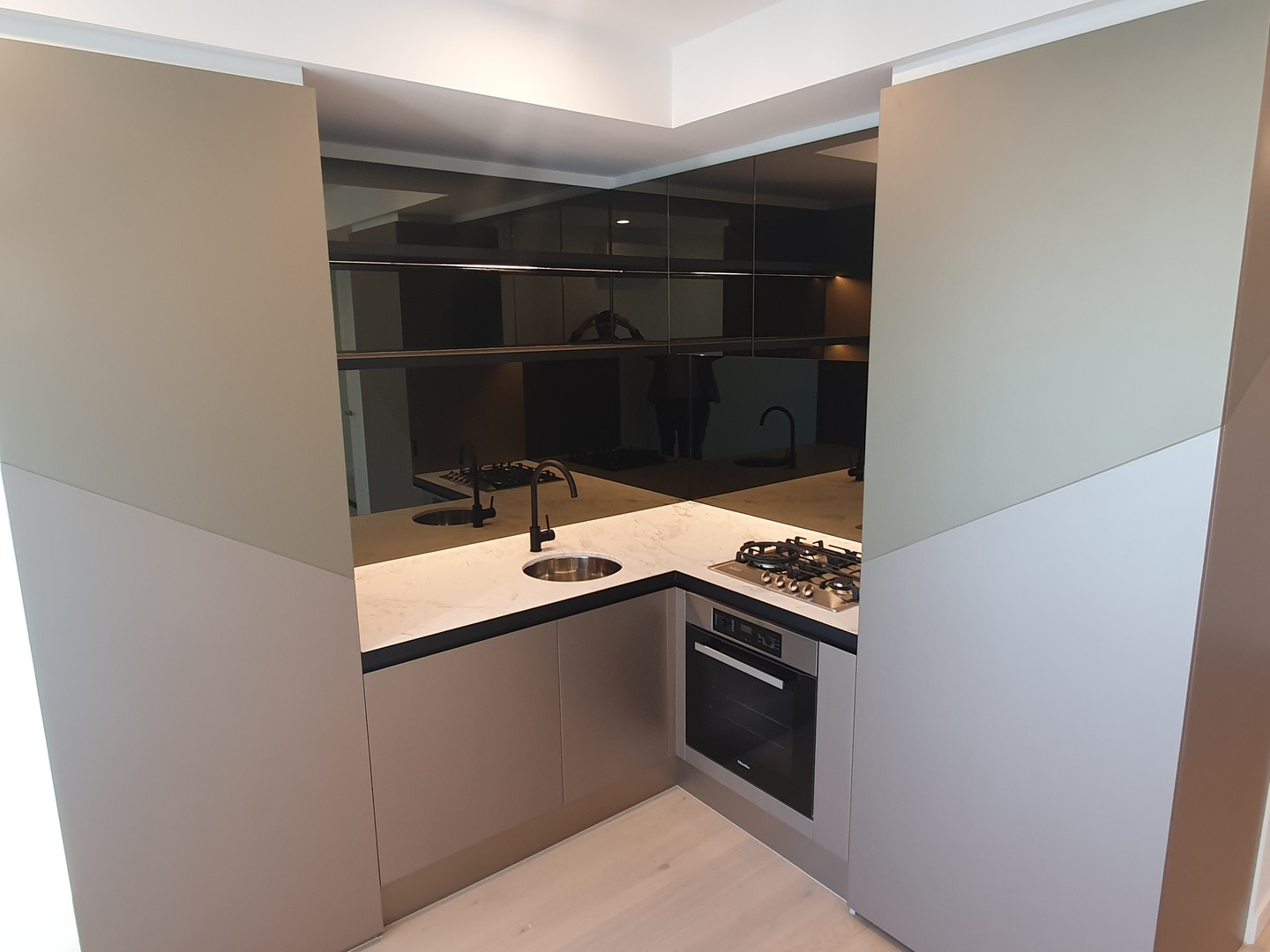 2710/138 Spencer Street, Melbourne, VIC 3000, Melbourne - Thumbnail 3