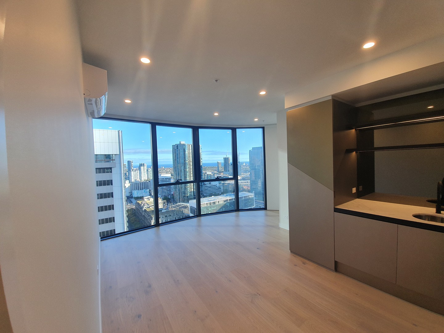 2710/138 Spencer Street, Melbourne, VIC 3000, Melbourne - Thumbnail 4