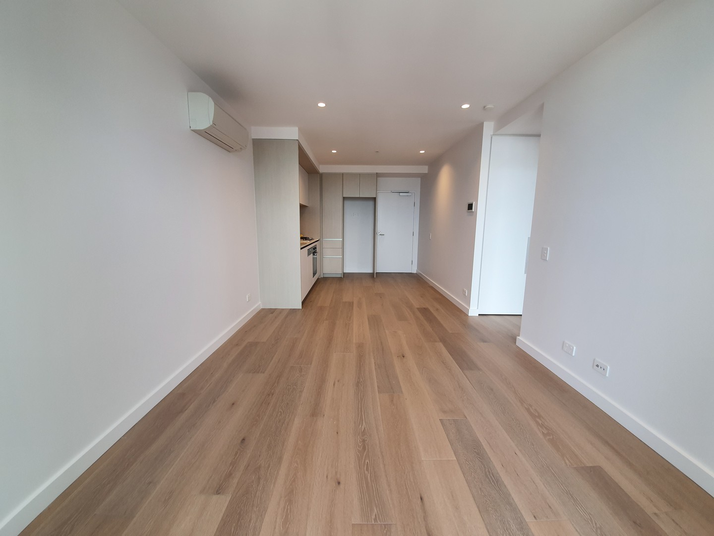 2711/628 FLINDERS Street, Docklands, VIC 3008, Docklands - Thumbnail 3
