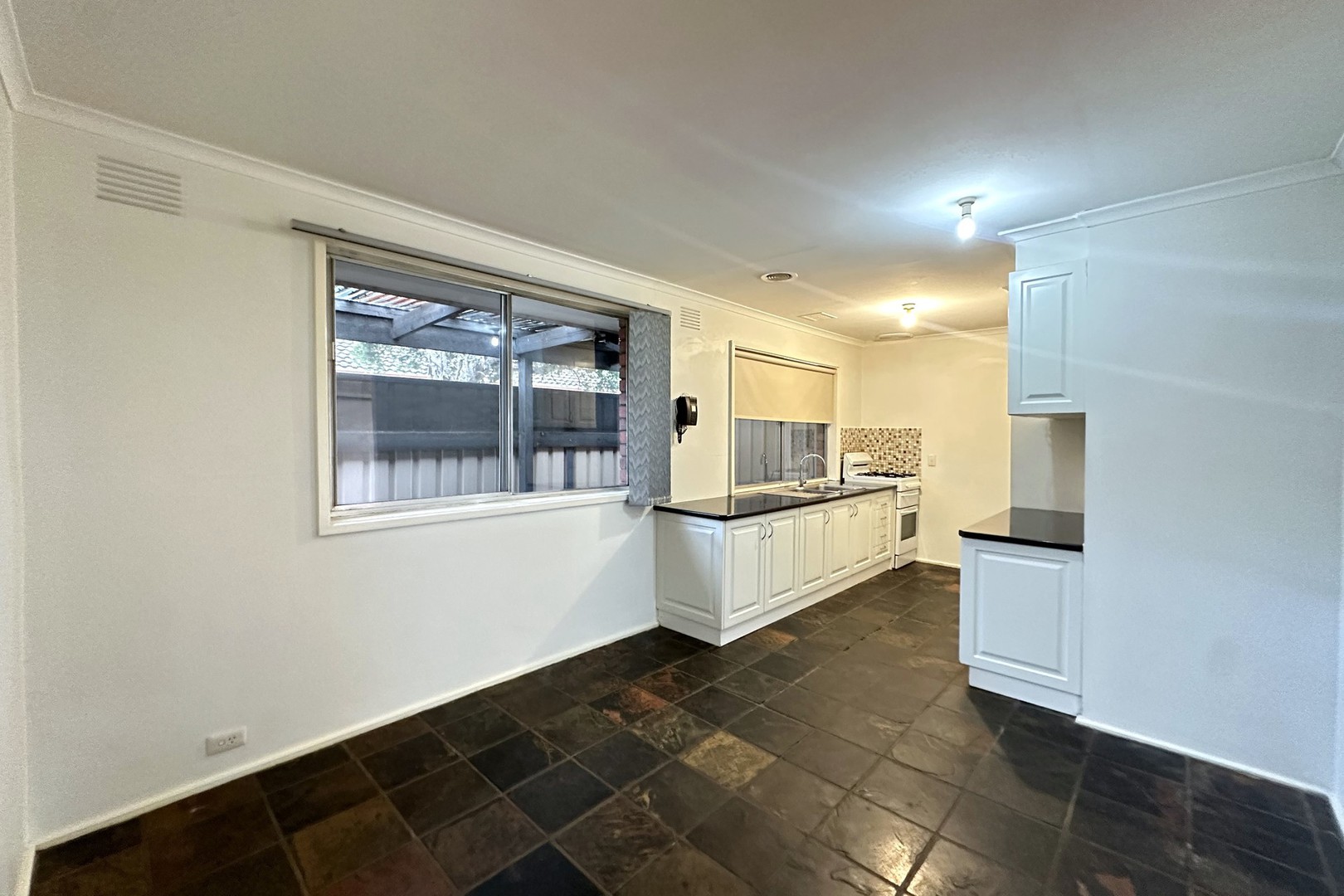 273 Main Road West, Albanvale, VIC 3021, Albanvale - Thumbnail 4