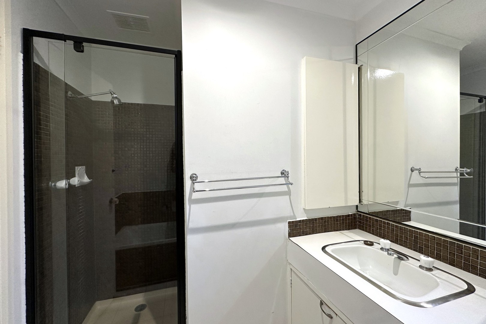 273 Main Road West, Albanvale, VIC 3021, Albanvale - Thumbnail 7