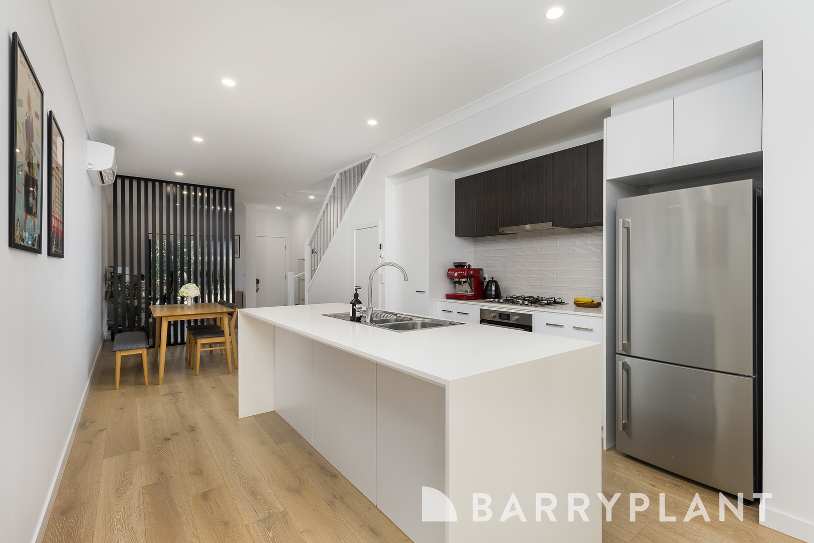 279 Waterhaven Boulevard, Point Cook, VIC 3030, Point Cook - Thumbnail 4