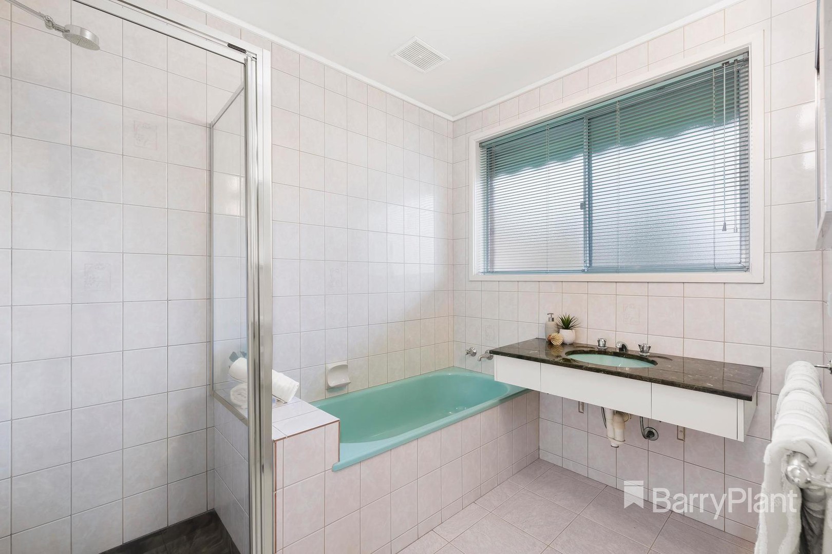 279 Yallambie Road, Yallambie, VIC 3085, Yallambie - Thumbnail 7