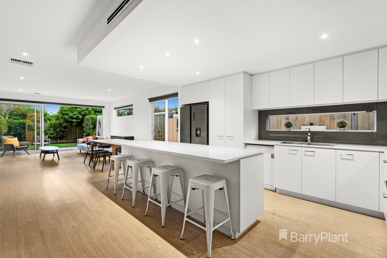 27B Swinden AvenueCheltenham, VIC 3192, Cheltenham - Thumbnail 2