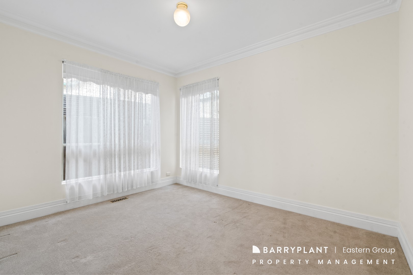 28 Acacia Street, Box Hill, VIC 3128, Box Hill - Thumbnail 8