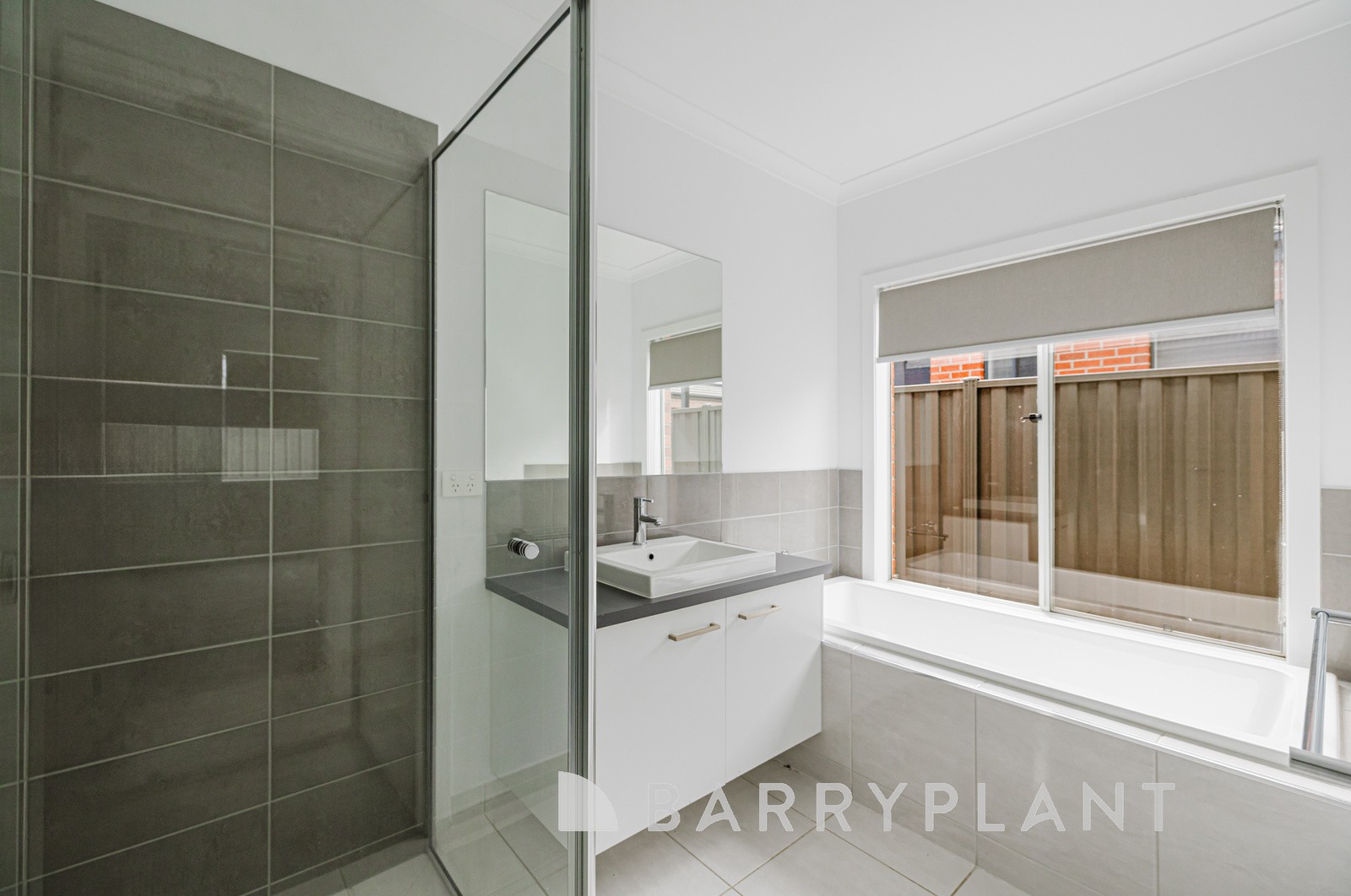 28 Ambervue Drive, Cobblebank, VIC 3338, Cobblebank - Thumbnail 8