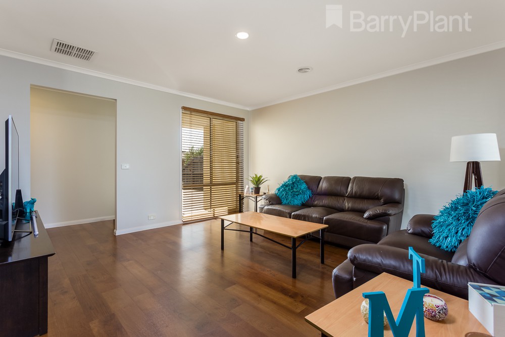 28 Arlington Way, Point Cook, VIC 3030, Point Cook - Thumbnail 3