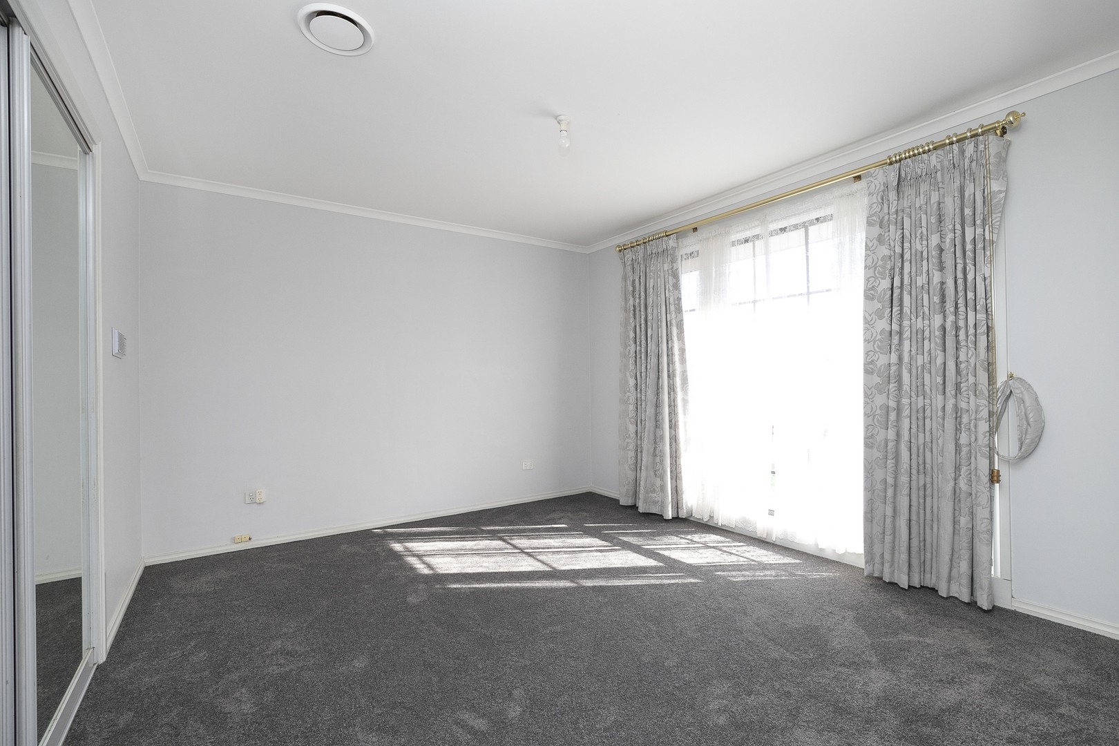 28 Australia Drive, Taylors Lakes, VIC 3038, Taylors Lakes - Thumbnail 5