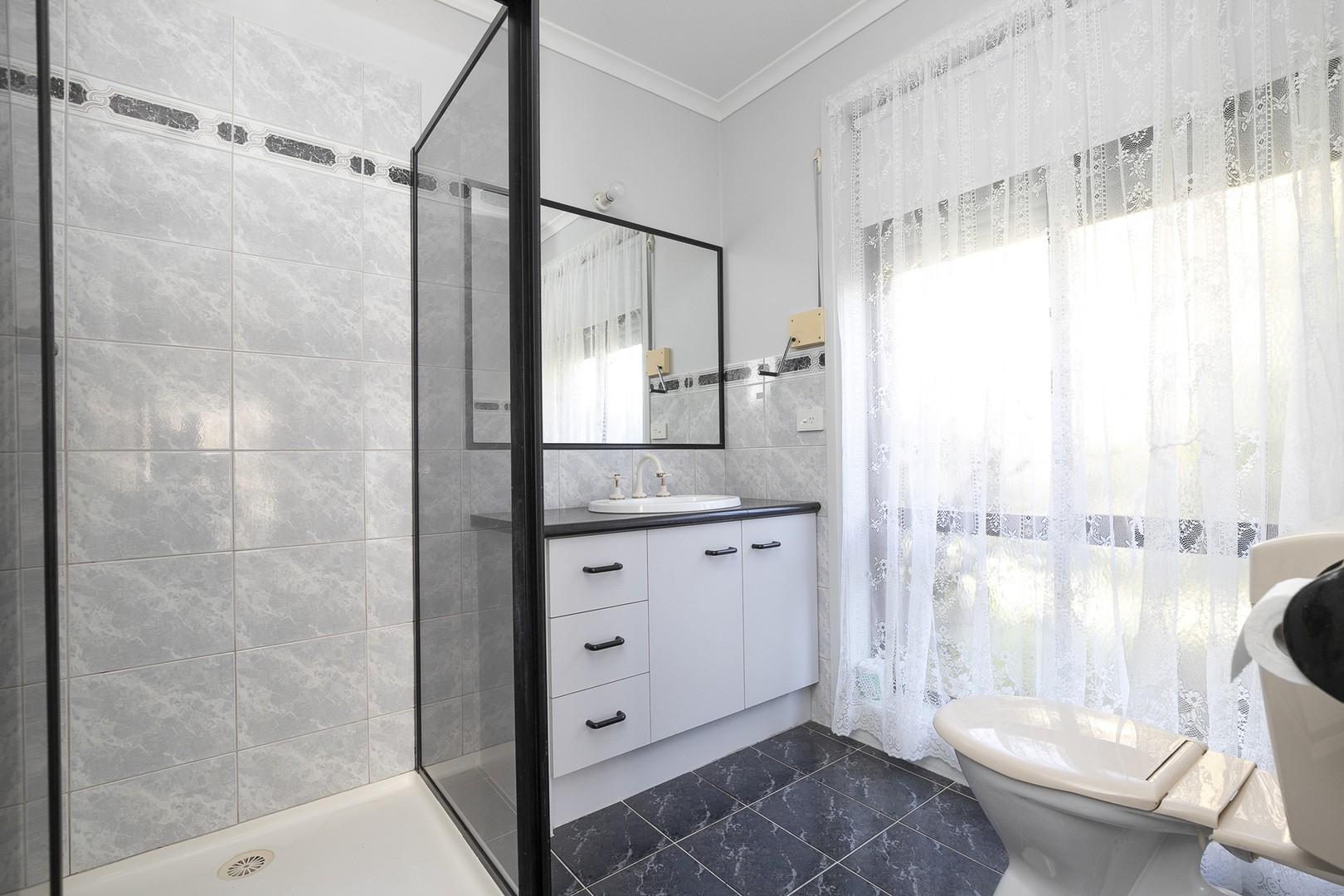 28 Australia Drive, Taylors Lakes, VIC 3038, Taylors Lakes - Thumbnail 6