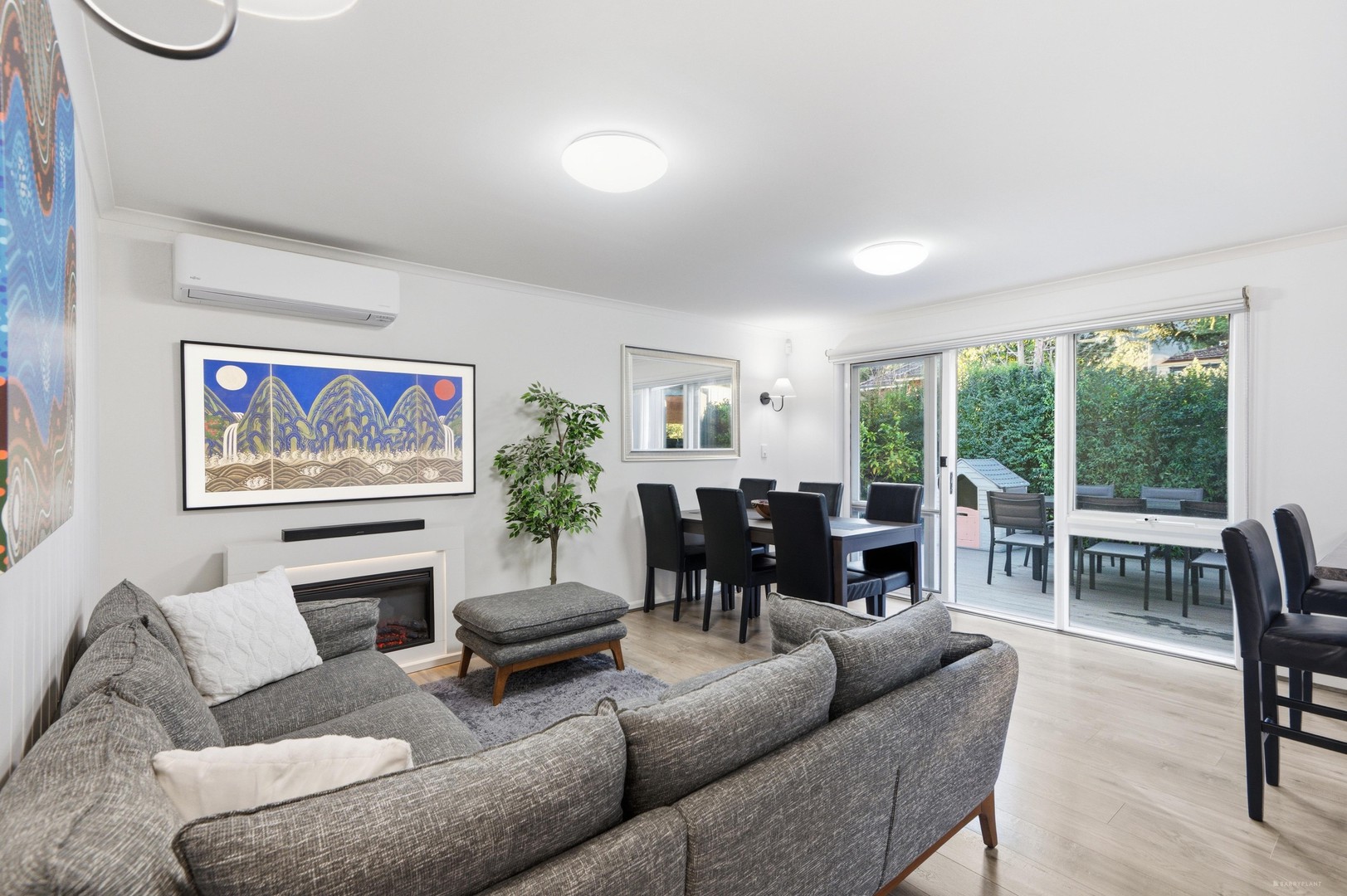 28 Barkly Terrace, Mitcham, VIC 3132 - Thumbnail 2 - 14/05/2026