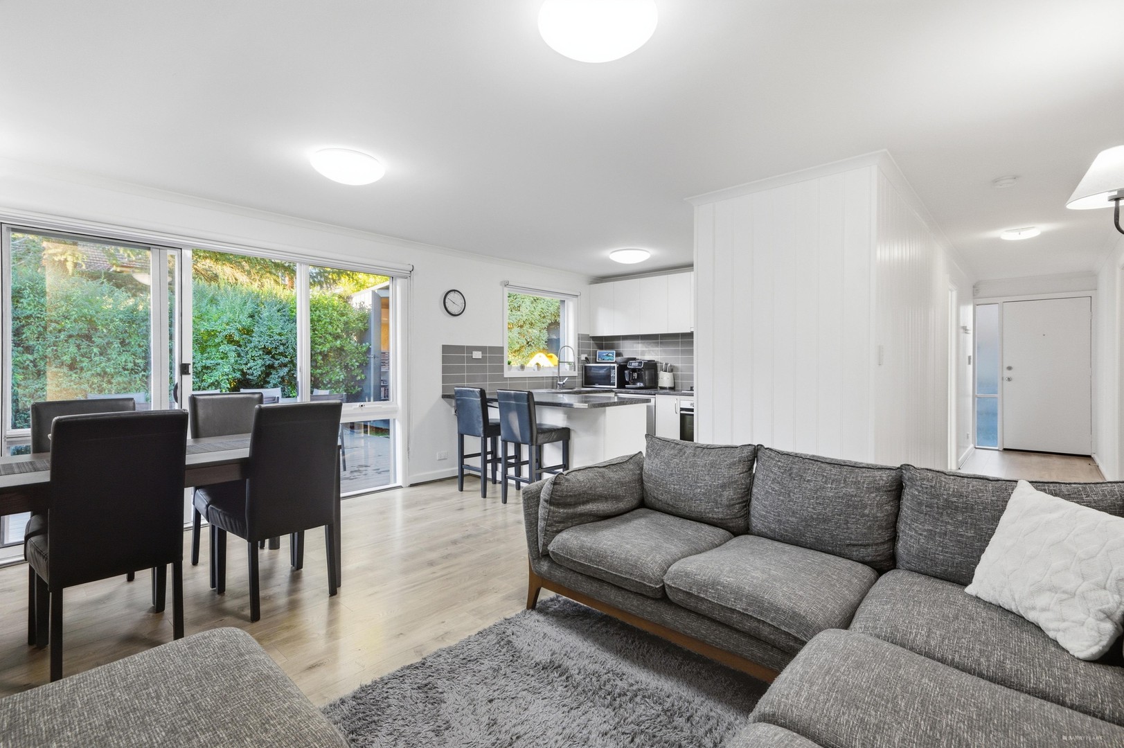 28 Barkly Terrace, Mitcham, VIC 3132, Mitcham - Thumbnail 3