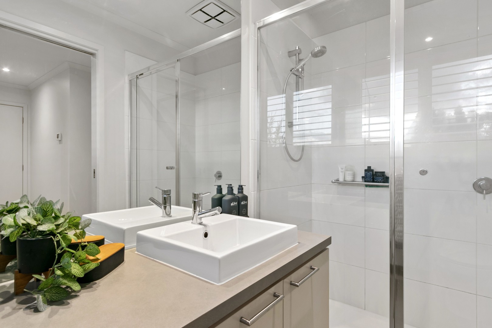 28 Beachwood Drive, Wantirna South, VIC 3152, Wantirna South - Thumbnail 6