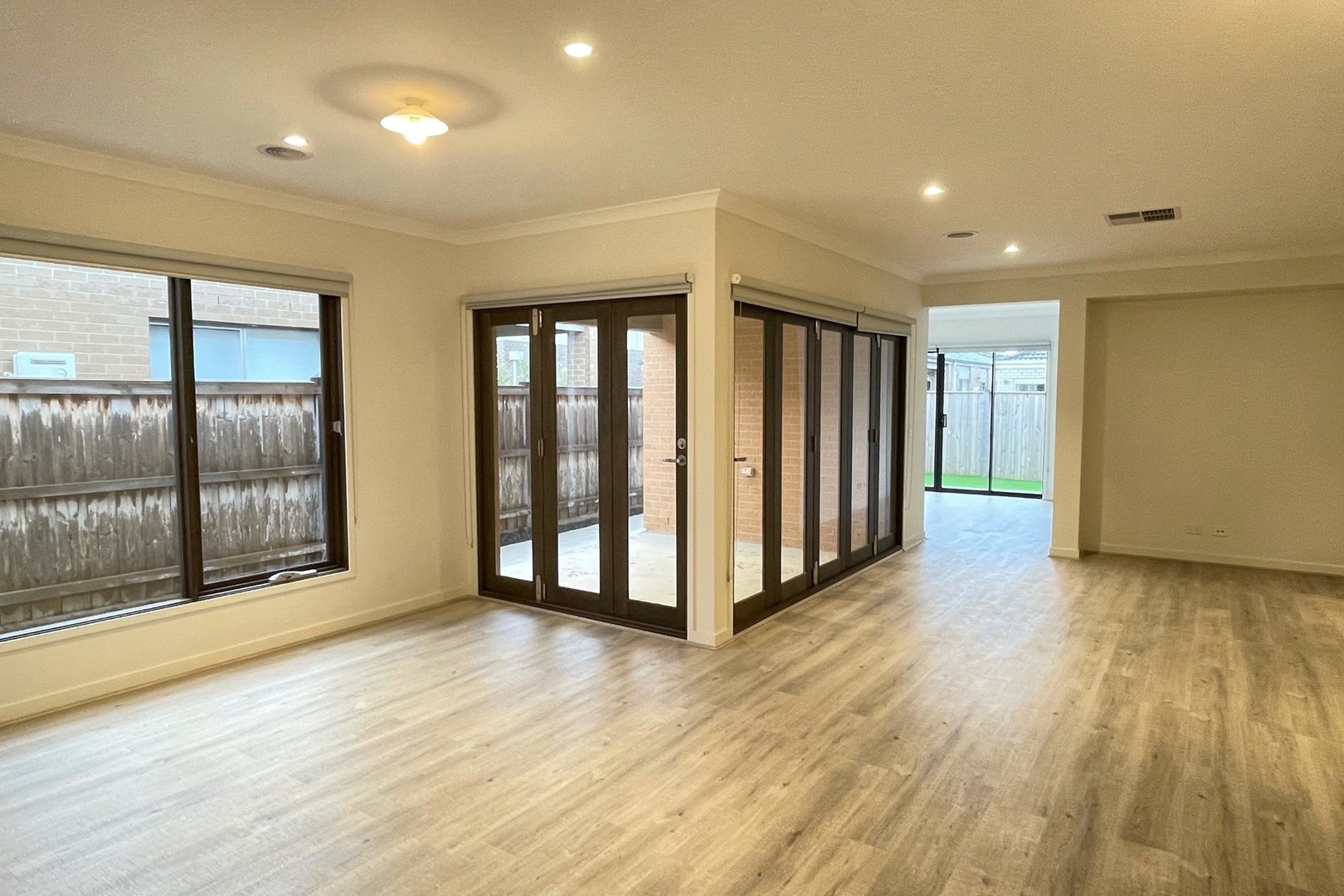 28 Beatrix Street, Point Cook, VIC 3030, Point Cook - Thumbnail 5