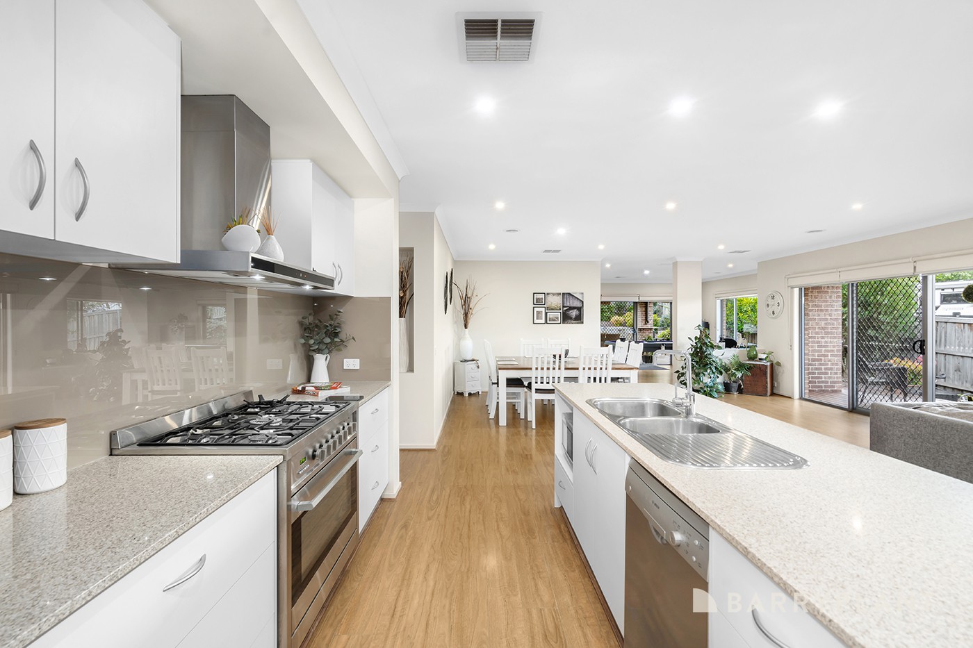 28 Bell Street, Seville, VIC 3139, Seville - Thumbnail 4