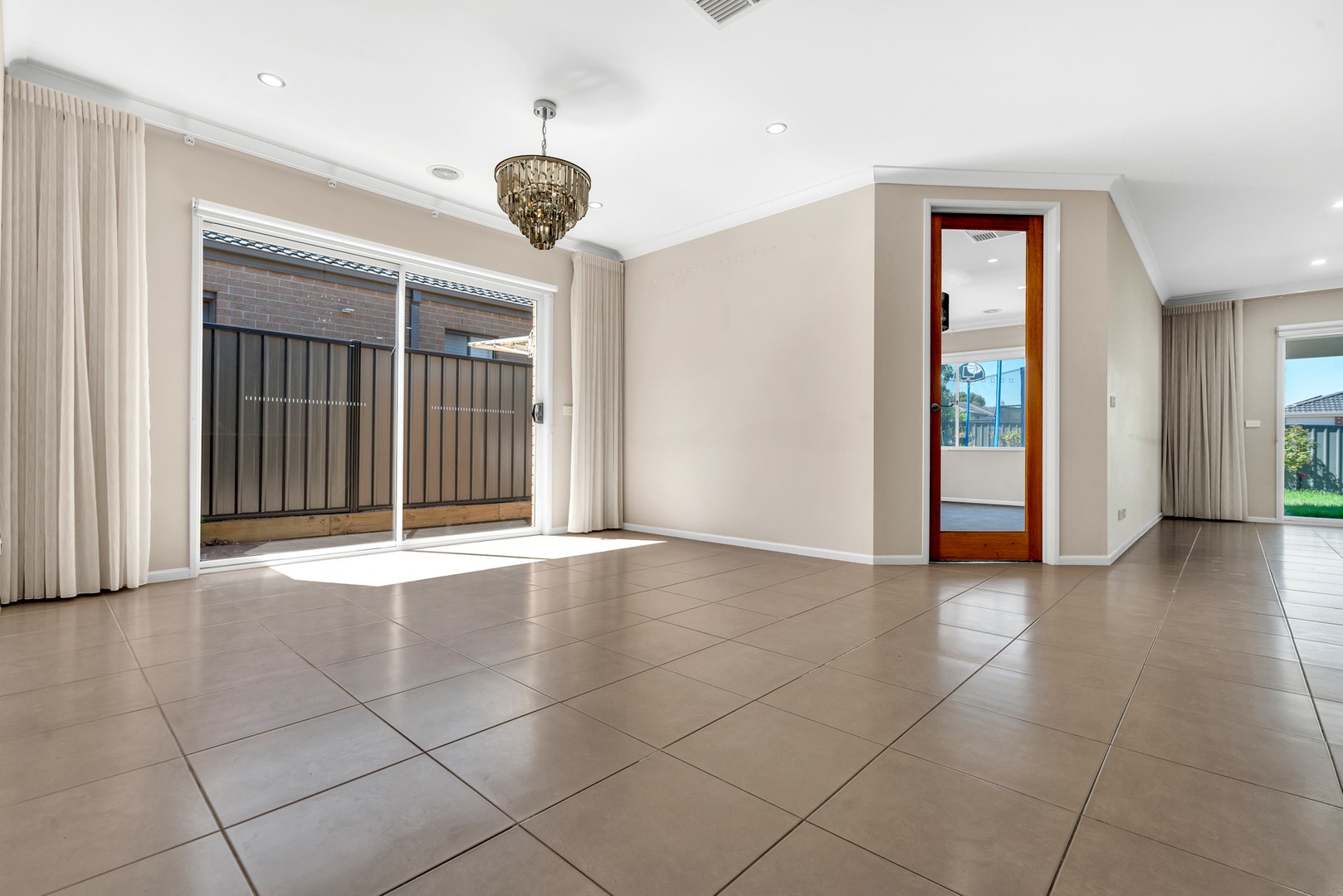 28 Ben Loman Circuit, Craigieburn, VIC 3064, Craigieburn - Thumbnail 7