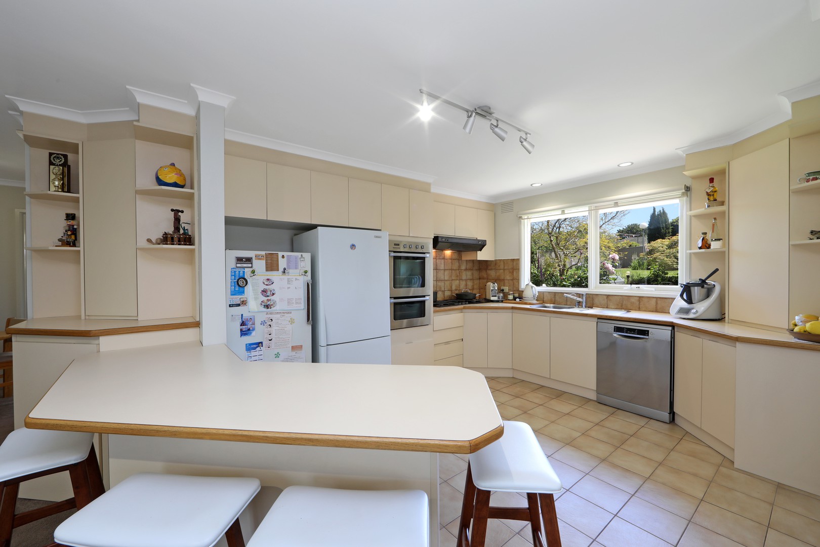 28 Blucher StreetFerntree Gully, VIC 3156, Ferntree Gully - Thumbnail 4