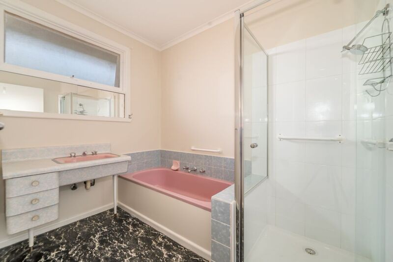 28 Bond Street, Ringwood, VIC 3134, Ringwood - Thumbnail 2