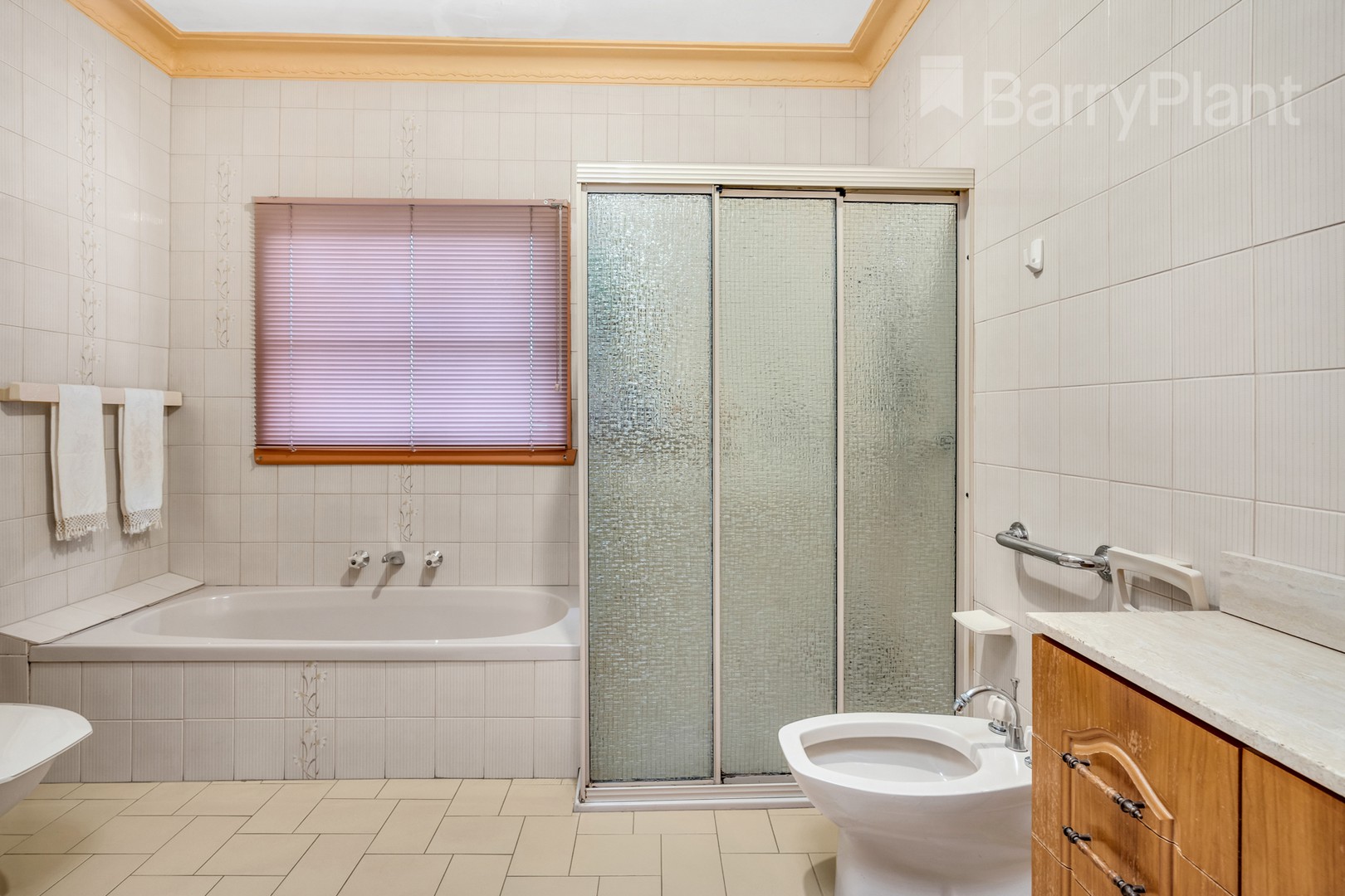 28 Botha Avenue, Reservoir, VIC 3073, Reservoir - Thumbnail 8