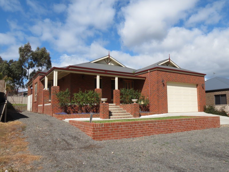 28 Bowles Road, Epsom, VIC 3551 - Thumbnail 1 - 07/04/2022