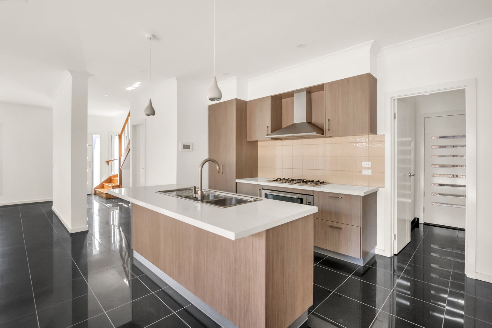 28 Braveheart Road, Craigieburn, VIC 3064, Craigieburn - Thumbnail 5