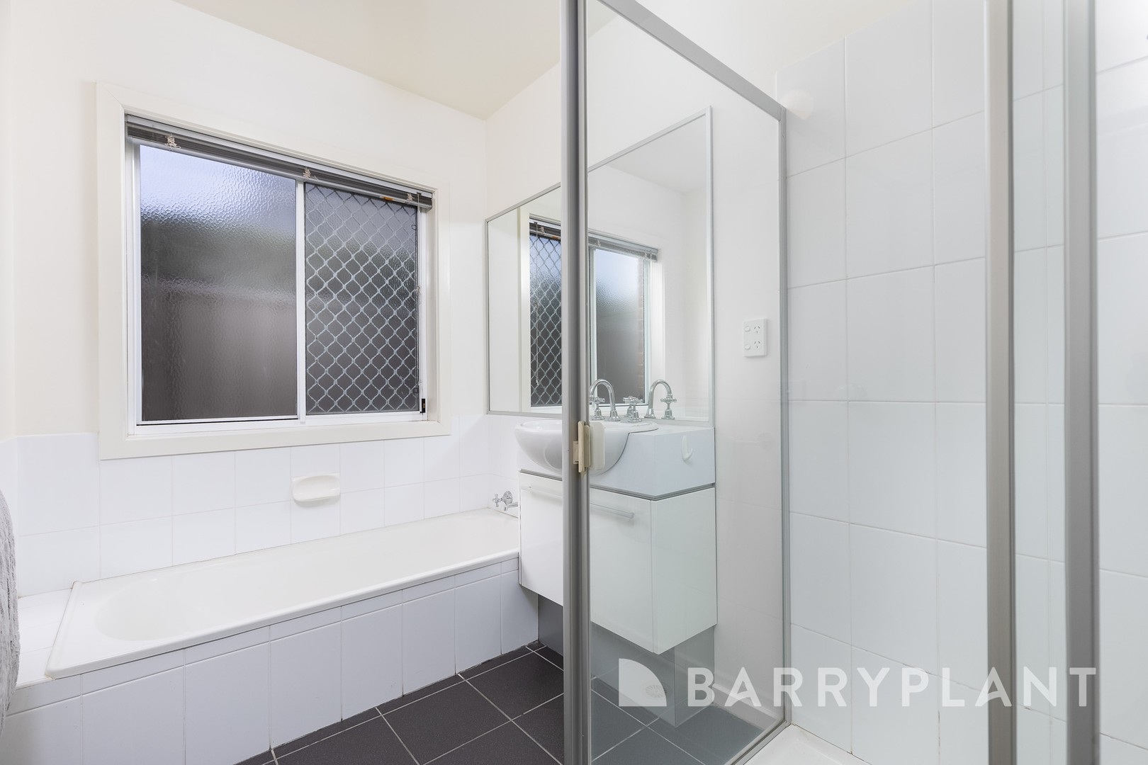 28 Breakwater Crescent, Point Cook, VIC 3030, Point Cook - Thumbnail 7
