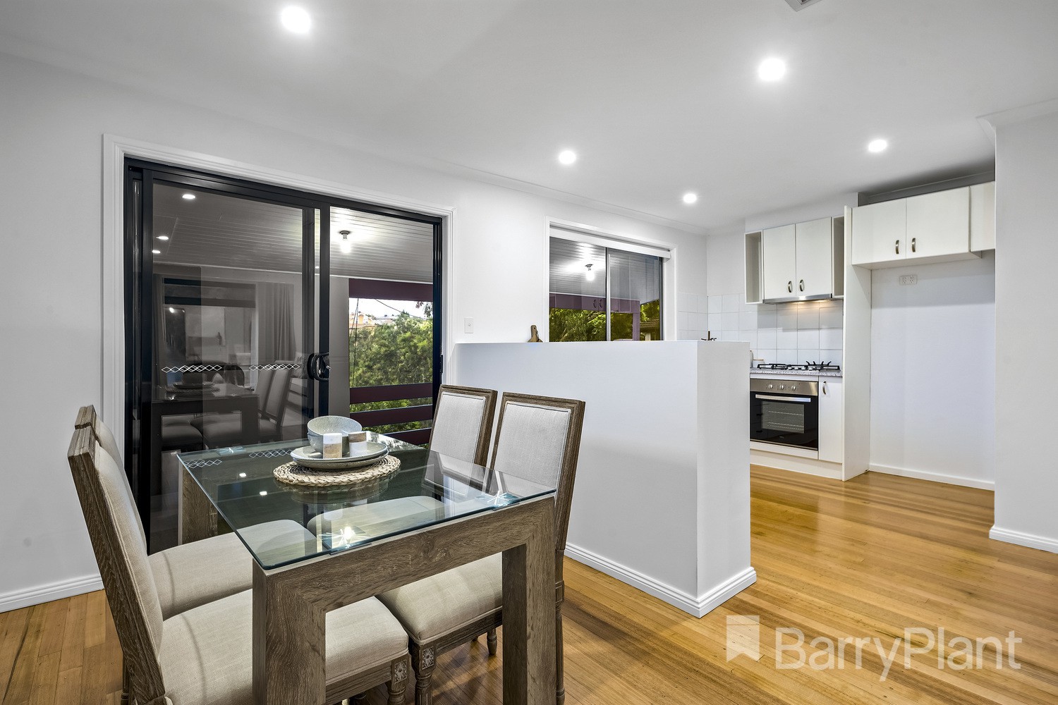 28 Byrne Crescent, Watsonia North, VIC 3087, Watsonia North - Thumbnail 4