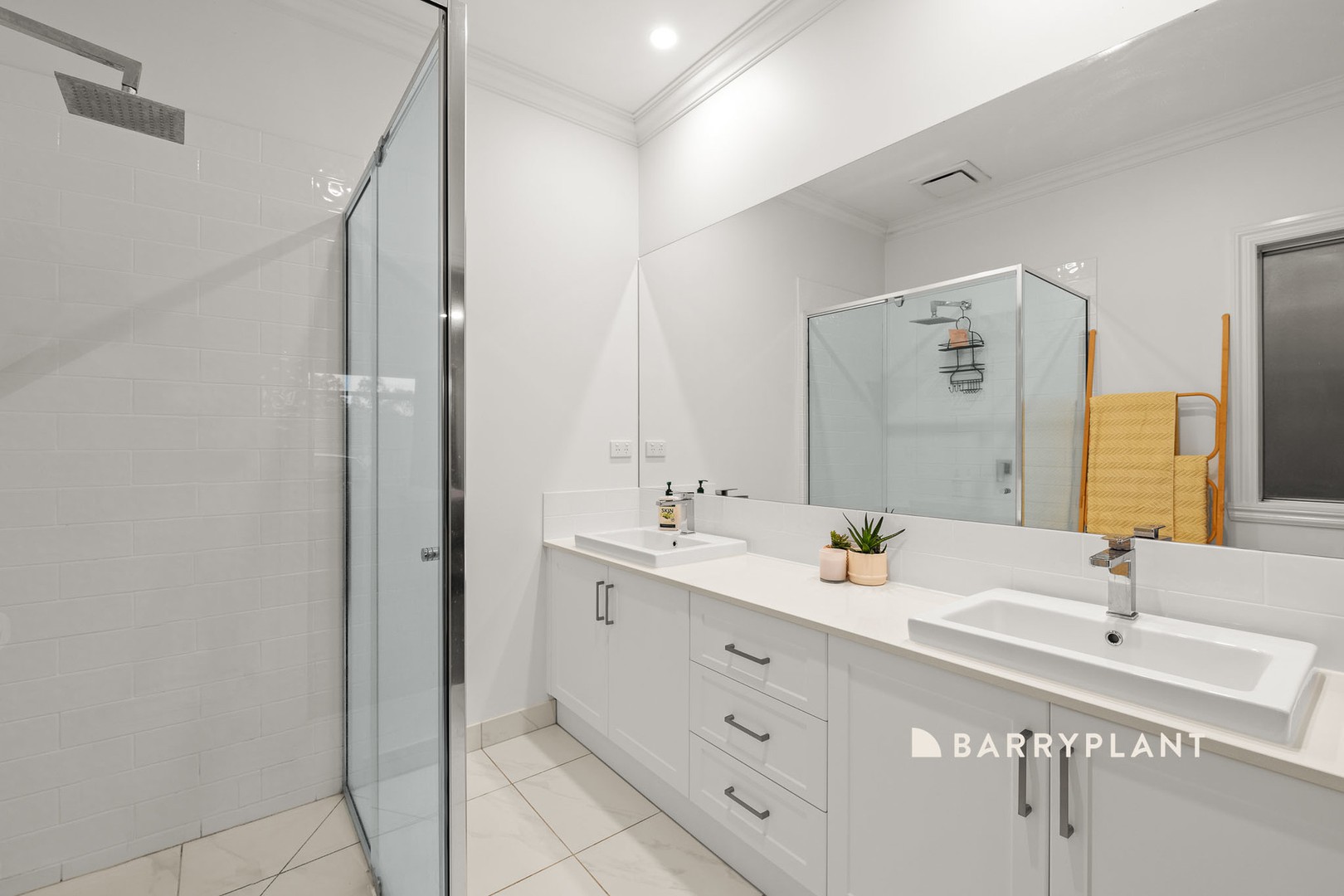 28 Byron Drive, Drouin, VIC 3818, Drouin - Thumbnail 5