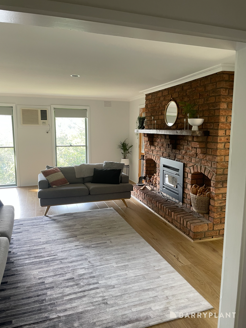 28 Carawa Street, Cockatoo, VIC 3781, Cockatoo - Thumbnail 2