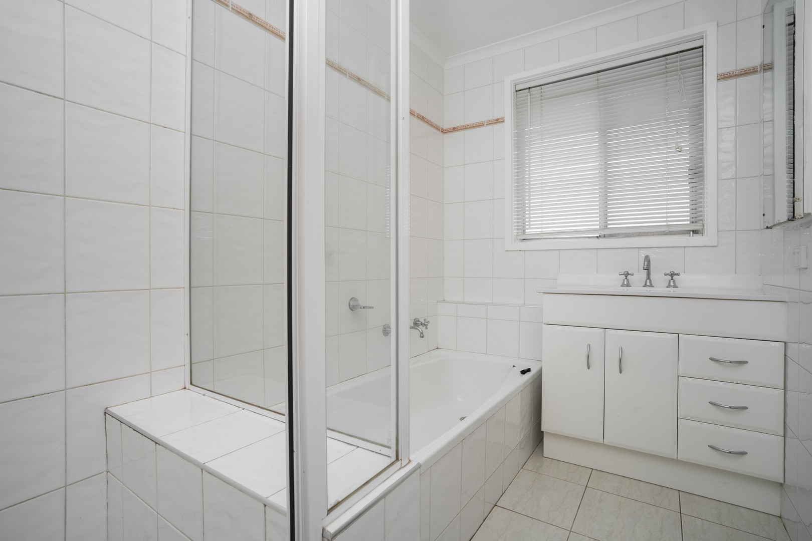 28 Carmarthen Drive, Corio, VIC 3214, Corio - Thumbnail 4