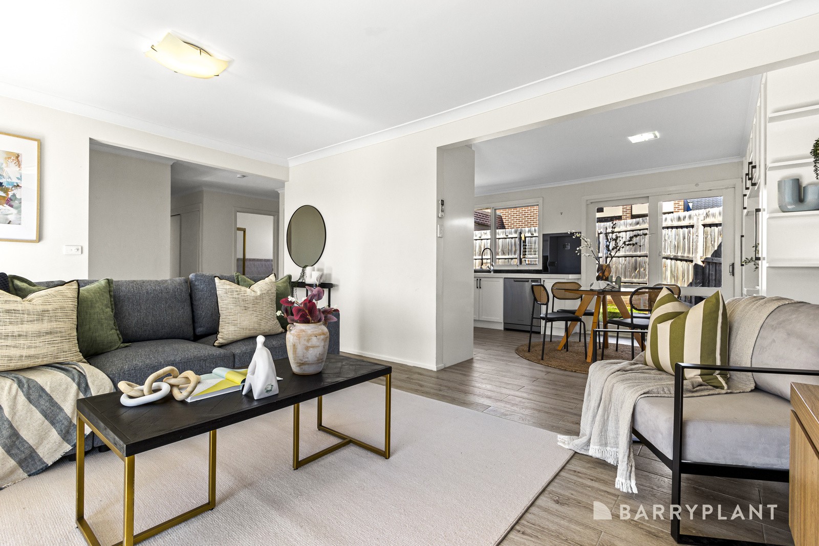 28 Carole Avenue, Chirnside Park, VIC 3116, Chirnside Park - Thumbnail 3