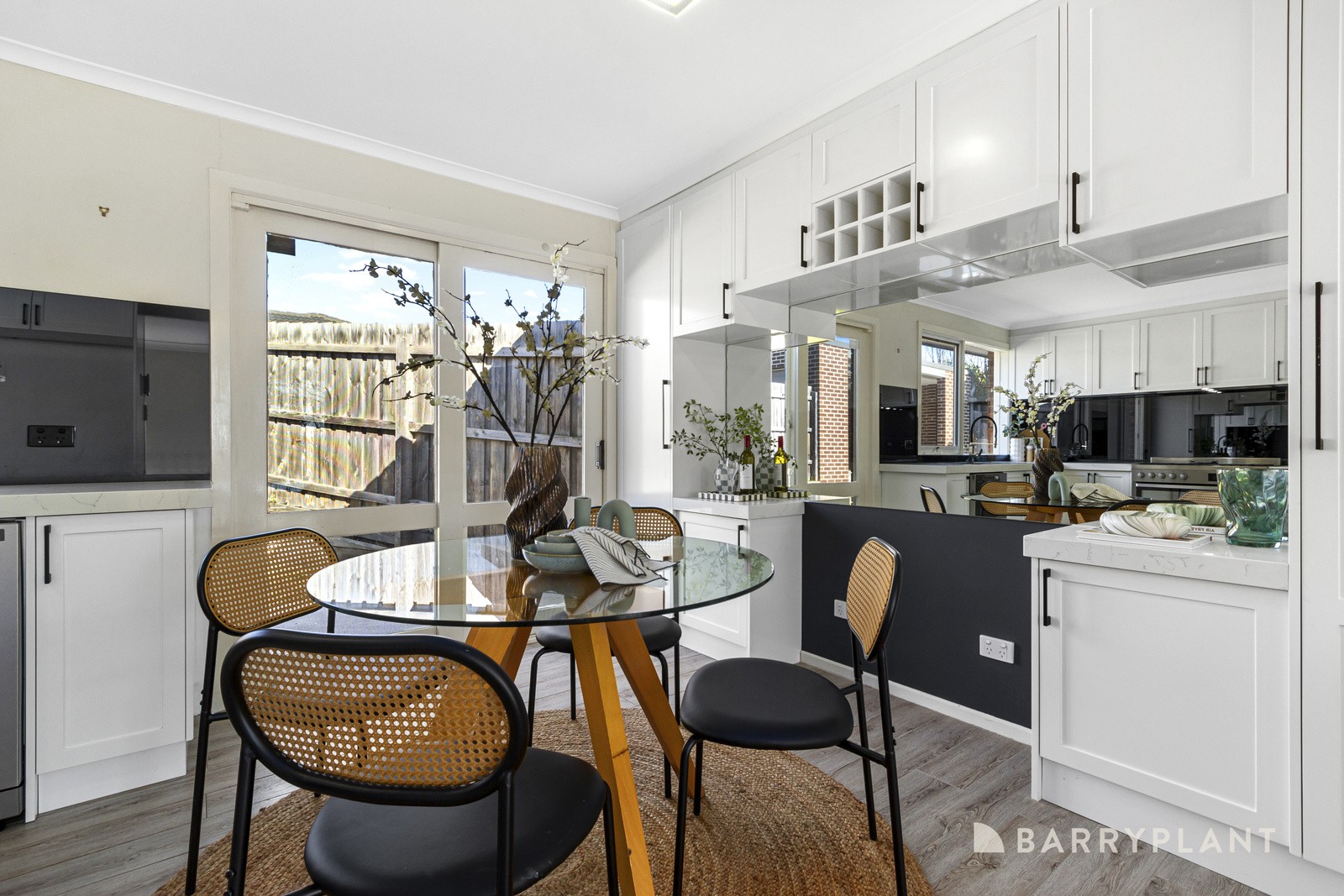 28 Carole Avenue, Chirnside Park, VIC 3116, Chirnside Park - Thumbnail 4
