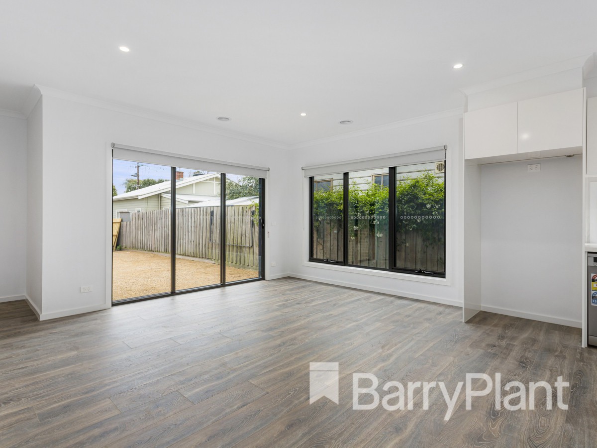 28 Cass Street, Rosebud, VIC 3939, Rosebud - Thumbnail 3