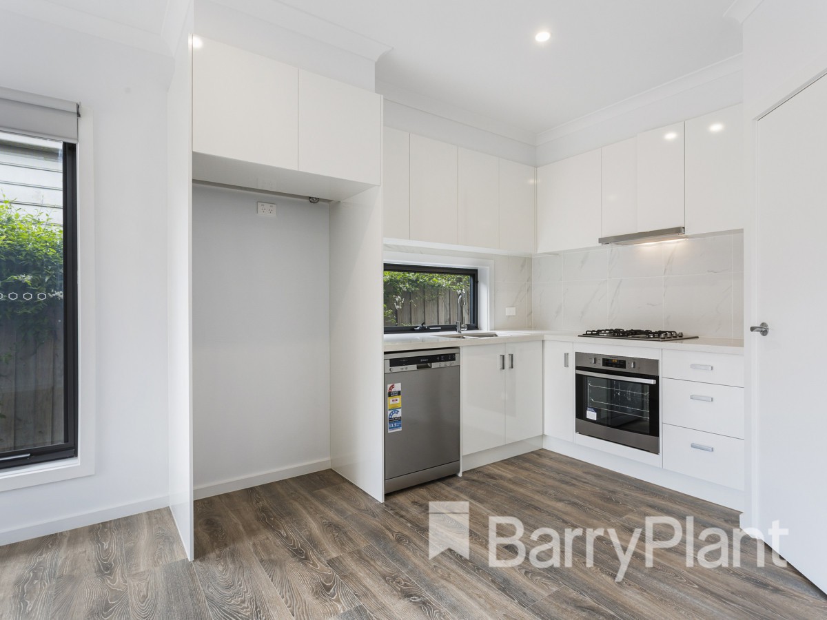 28 Cass Street, Rosebud, VIC 3939, Rosebud - Thumbnail 4
