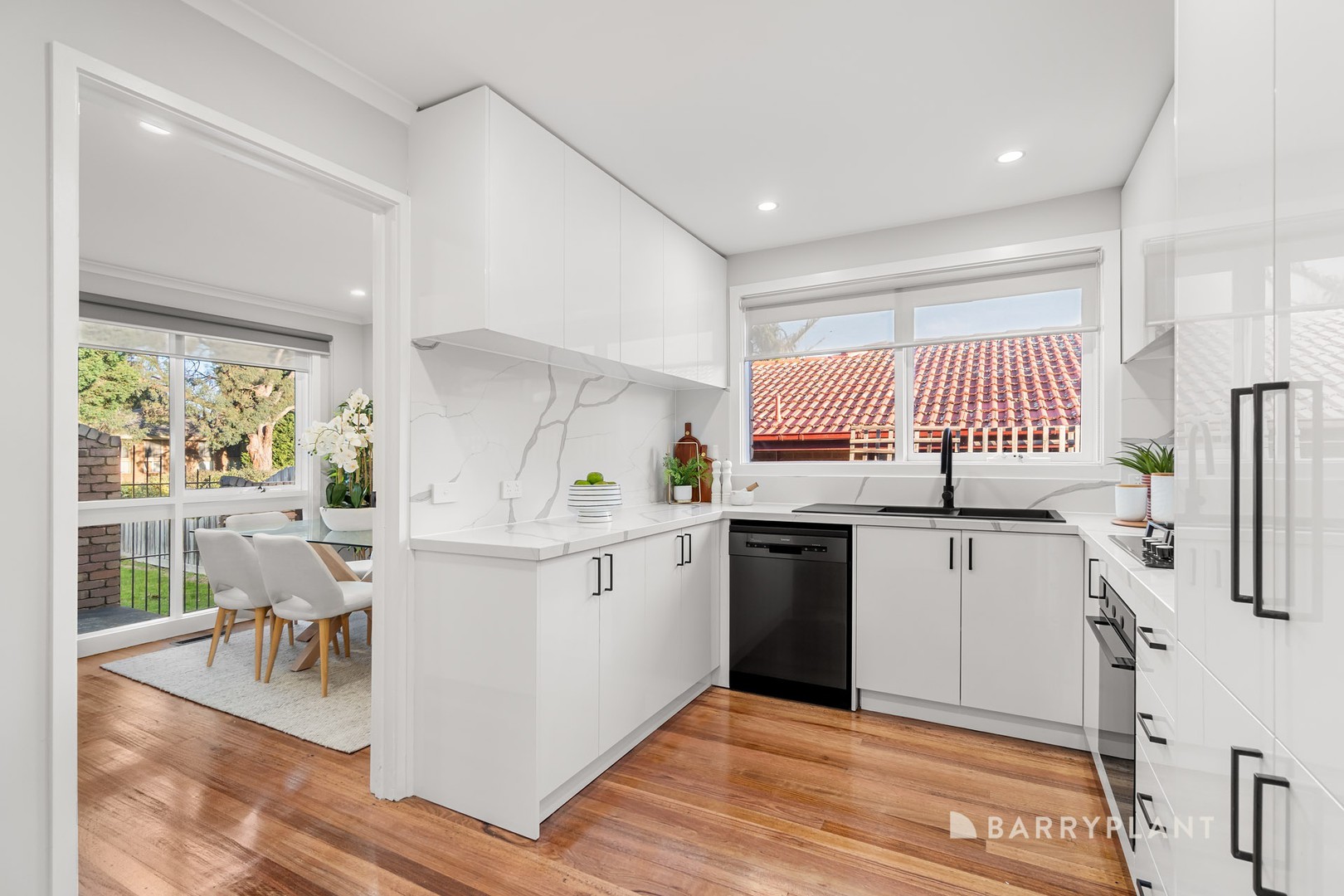 28 Cavendish Avenue, Wantirna, VIC 3152, Wantirna - Thumbnail 3