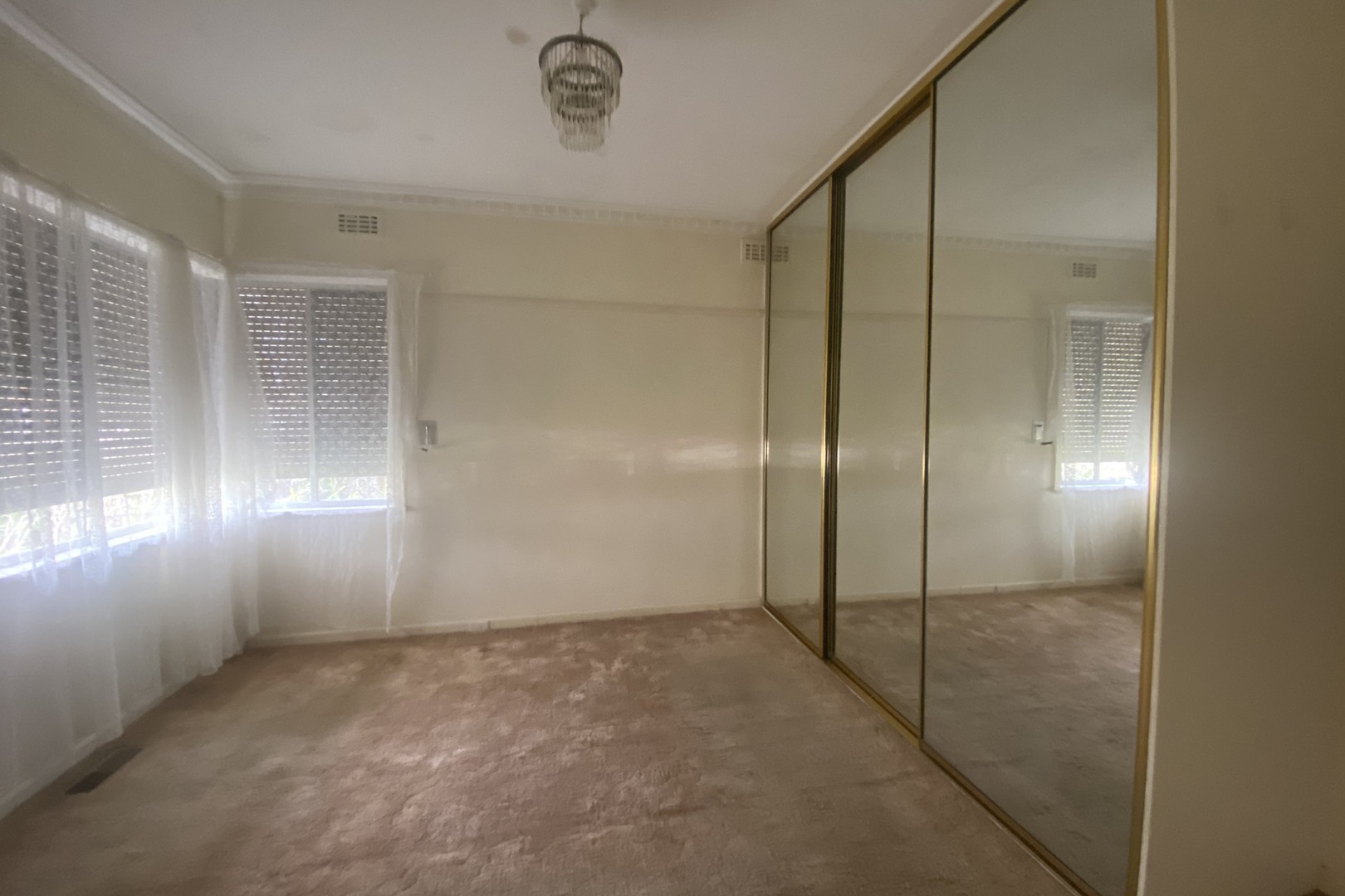 28 Chaleyer Street, Reservoir, VIC 3073, Reservoir - Thumbnail 4