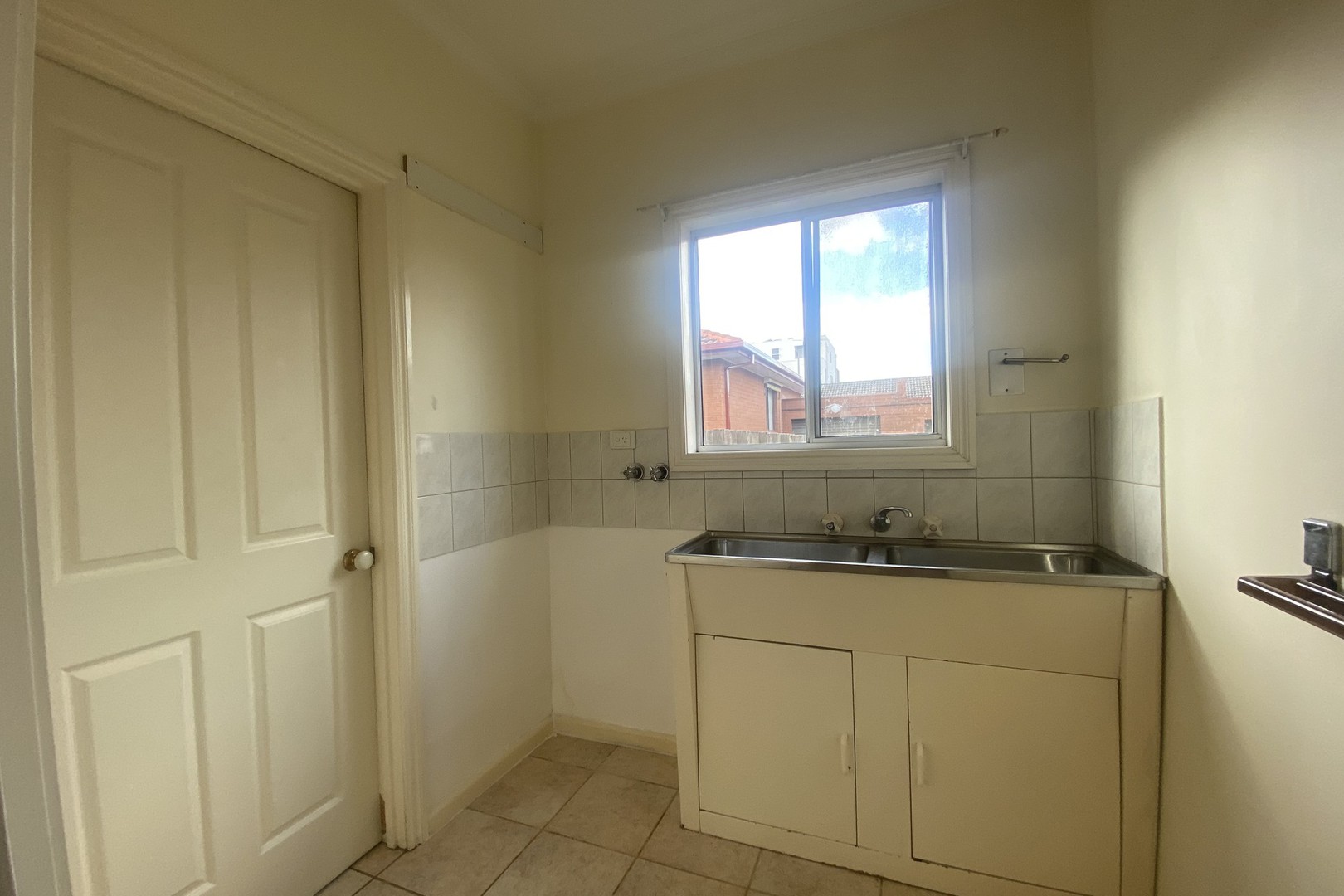 28 Chaleyer Street, Reservoir, VIC 3073, Reservoir - Thumbnail 6
