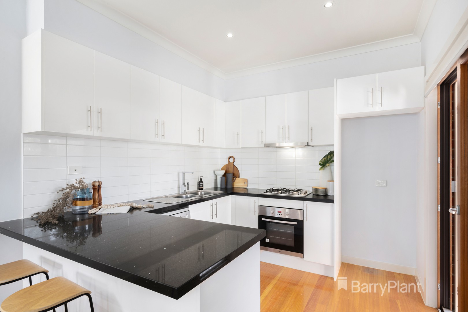 28 Charles Street, Preston, VIC 3072, Preston - Thumbnail 8
