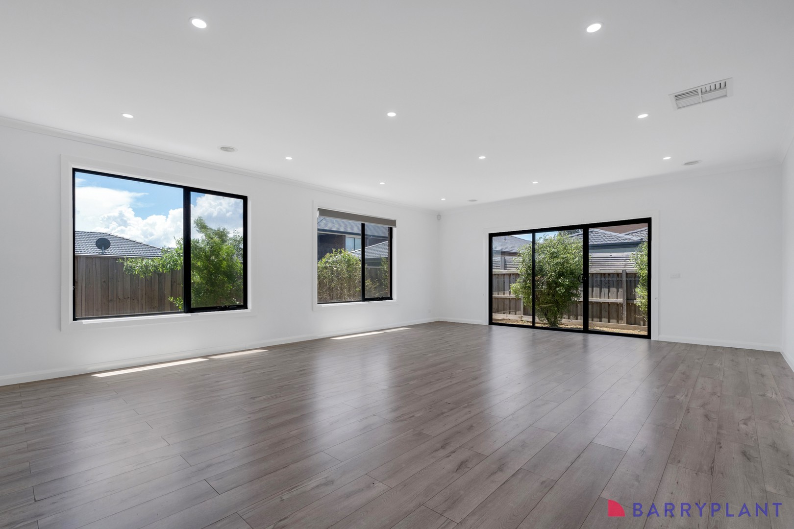 28 Conjola Way, Wollert, VIC 3750, Wollert - Thumbnail 5