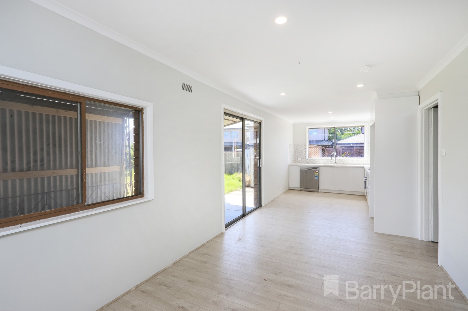 28 Corrigan Avenue, Brooklyn, VIC 3012, Brooklyn - Thumbnail 4