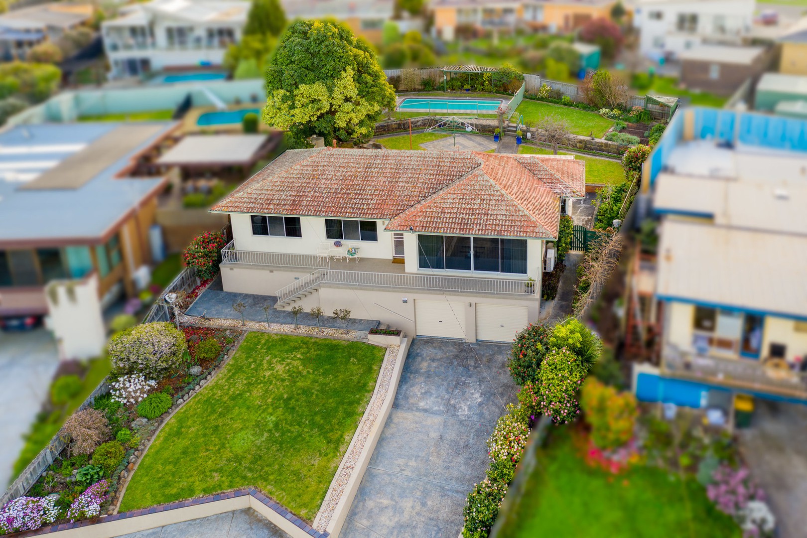 28 Devon Street, Hamlyn Heights, VIC 3215 - Thumbnail 2 - 25/08/2023