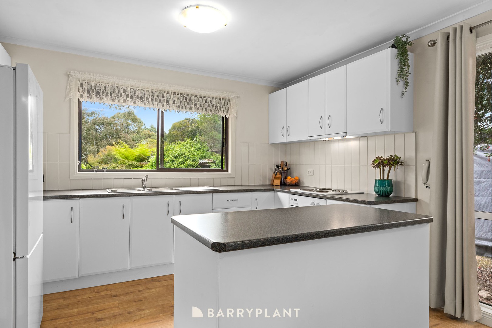 28 Doran Road, Bunyip, VIC 3815, Bunyip - Thumbnail 4
