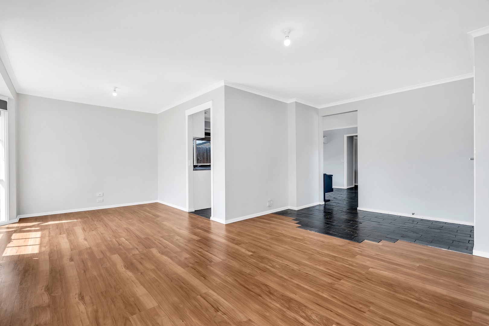 28 Dorchester StreetCraigieburn, VIC 3064, Craigieburn - Thumbnail 5